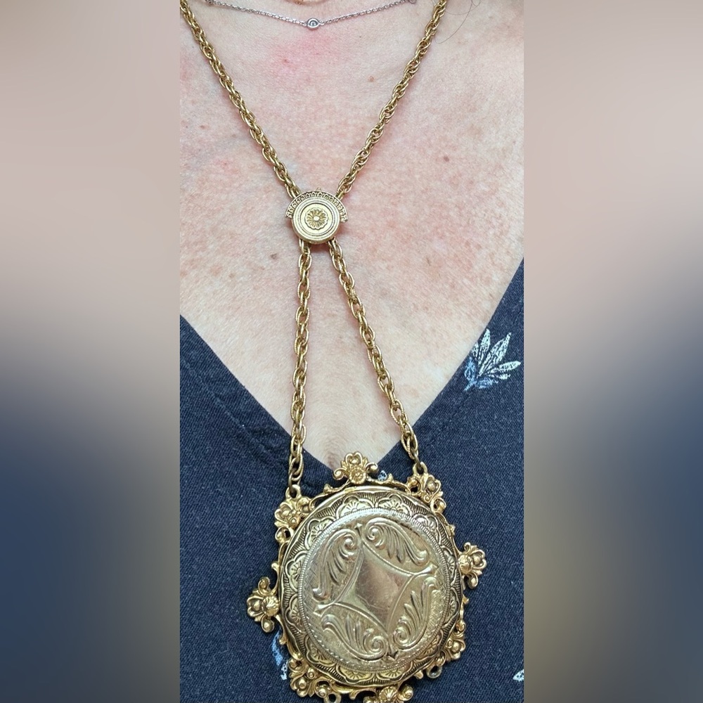 3- FLORENZA Vtge. FILIGREE XL slide LOCKET VICTORIAN REVIVAL SIGNED 24” chain - Picture 14 of 14